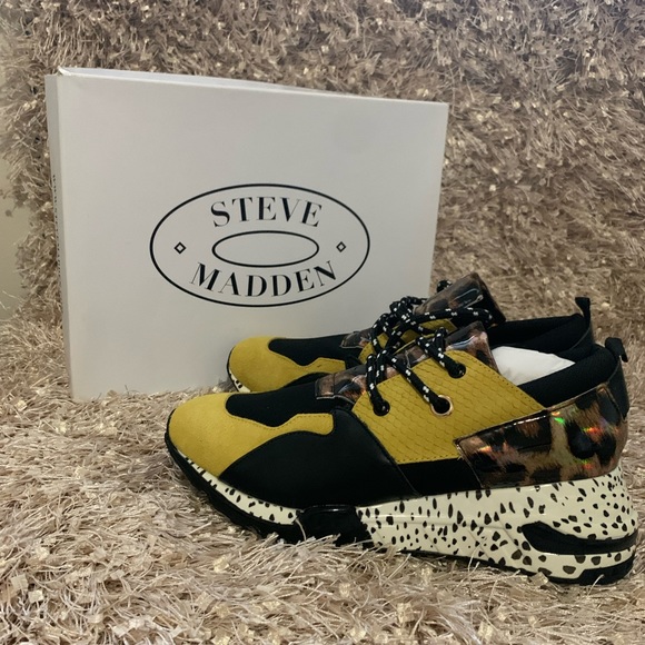 Meet your Posher, Ramona - Picture 10 of 15